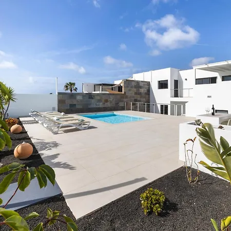 Volcán Villa *